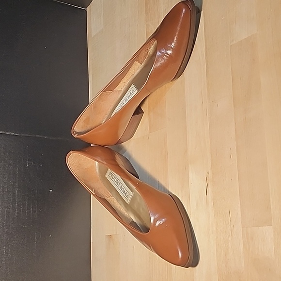 Women’s  Brown Leather Shoes, 1" Heels Studio Roma, Size 6, Brazil - Picture 2 of 8